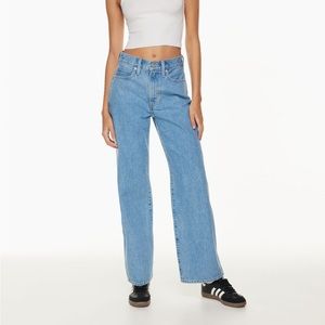 aritzia sunday best jupiter jean NWT in pale pretty blue